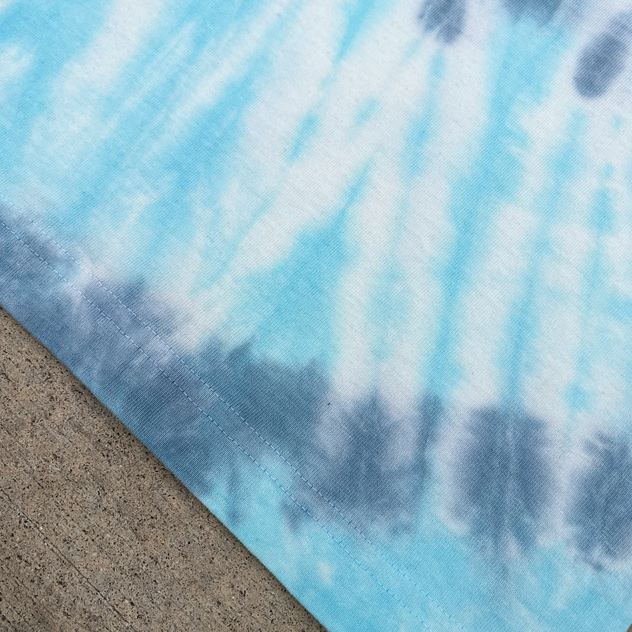 Ultra Puff Melt Logo Tie Dye T-Shirt - Blue